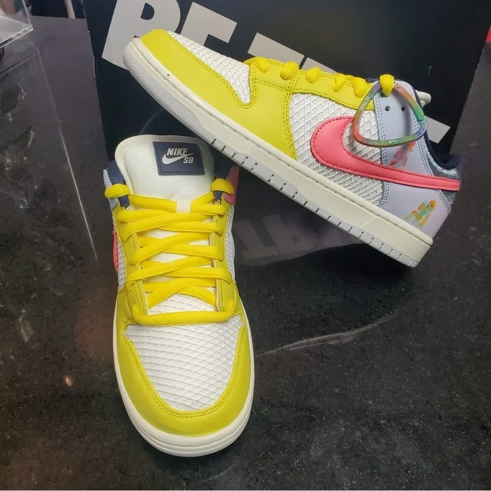 Sz 13 Xavier Schipani x Nike Dunk Low SB 'Be True - Trans Joy'